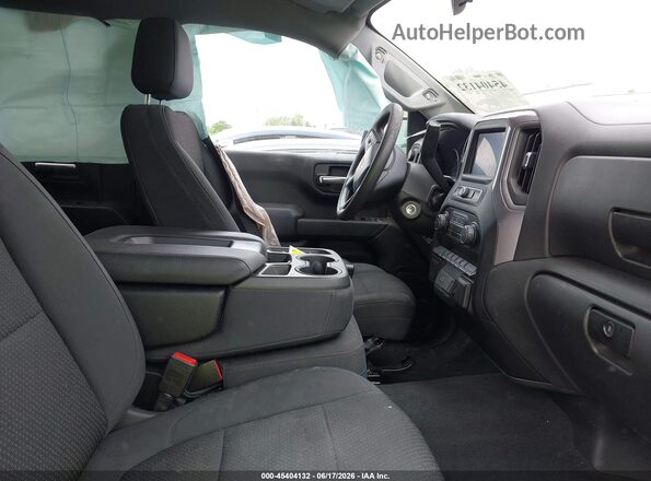 3GCPYBEK8LG379987 2020 CHEVROLET SILVERADO Silver Вид салону спереду