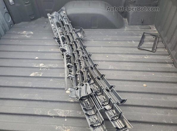 3GCPYFED1MG221355 2021 CHEVROLET SILVERADO Black Engine compartment view