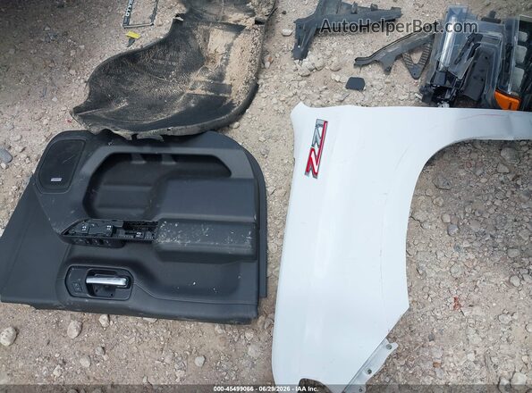 3GCPYFED1MG388363 2021 CHEVROLET SILVERADO White Սարքավորումների վահանակի տեսք
