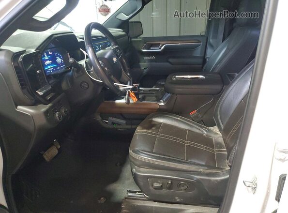 3GCUDJET0NG522046 2022 CHEVROLET SILVERADO White Vista interior delantera