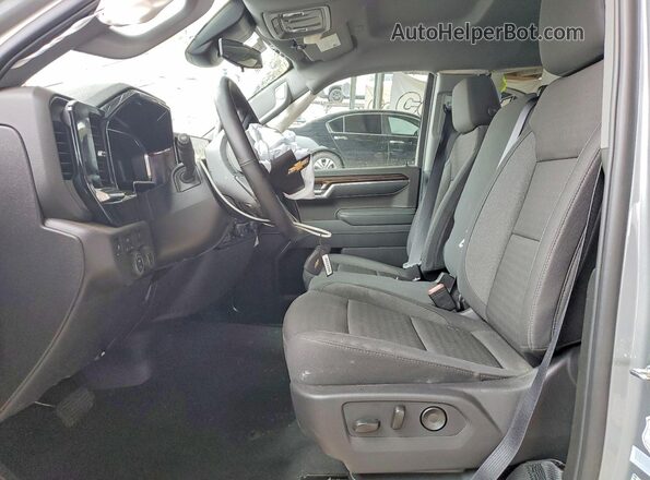 3GCUKDED0TG274331 2026 CHEVROLET SILVERADO Серый Вид салона спереди