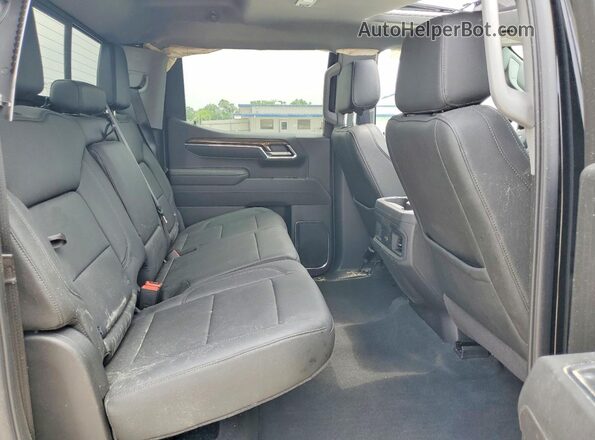 3GCUKFEL4TG162246 2026 CHEVROLET SILVERADO Black Rear seats view