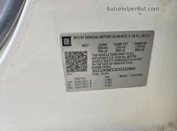 3GCUKNEC3JG152864 2018 CHEVROLET SILVERADO White Vista del compartimento del motor