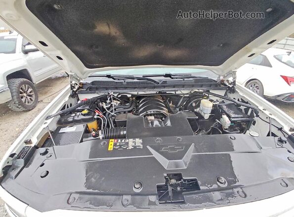 3GCUKPECXJG577493 2018 CHEVROLET SILVERADO White Вид задньої частини салону