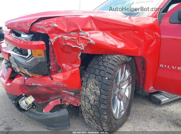 3GCUKPEH9JG192955 2018 CHEVROLET SILVERADO Red Front view