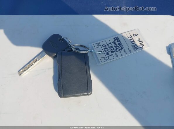 3GCUKREC0HG424482 2017 CHEVROLET SILVERADO Blue Vista del salpicadero
