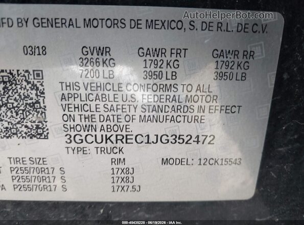 3GCUKREC1JG352472 2018 CHEVROLET SILVERADO Black Вид підкапотного простору
