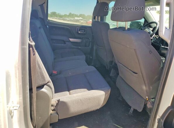 3GCUKREC2JG170389 2018 CHEVROLET SILVERADO Silver Widok tylnych siedzeń