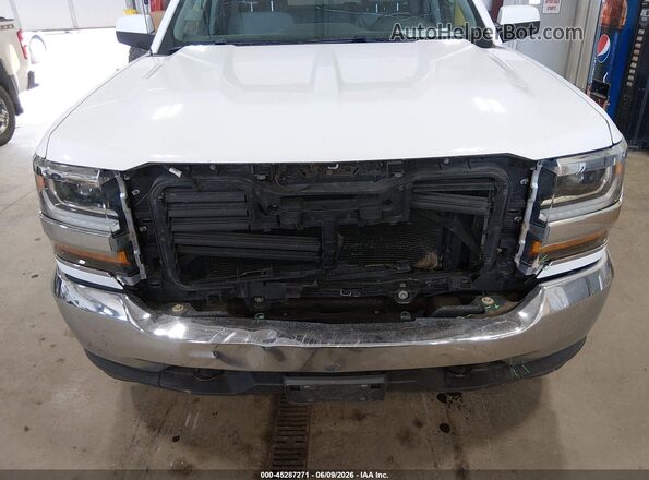 3GCUKREC3HG444967 2017 CHEVROLET SILVERADO White Widok wnętrza z tyłu