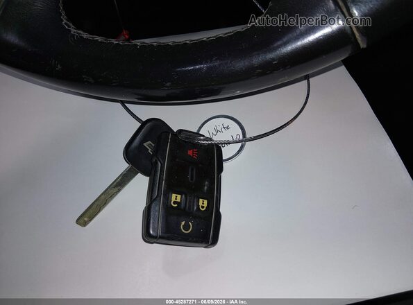 3GCUKREC3HG444967 2017 CHEVROLET SILVERADO White Widok deski rozdzielczej