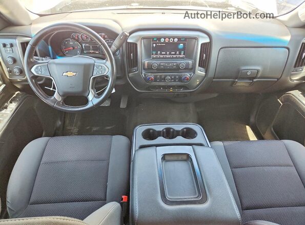 3GCUKREC3JG442917 2018 CHEVROLET SILVERADO Silver Widok deski rozdzielczej