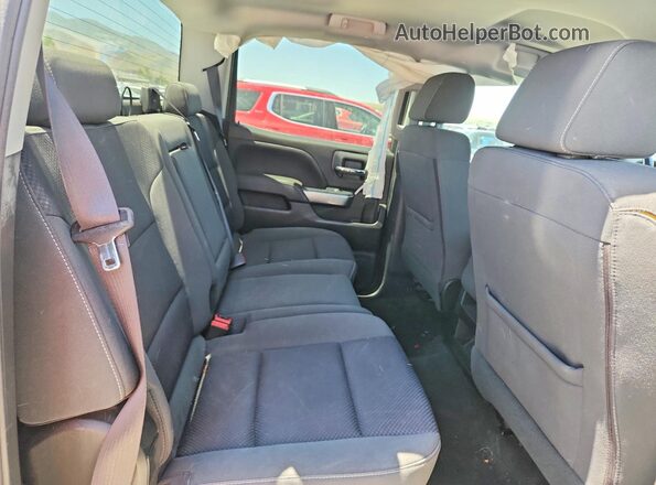 3GCUKREC3JG442917 2018 CHEVROLET SILVERADO Silver Widok tylnych siedzeń