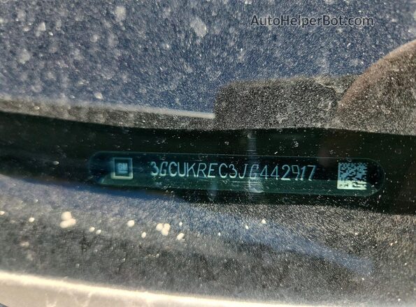 3GCUKREC3JG442917 2018 CHEVROLET SILVERADO Silver Widok komory silnika