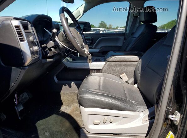 3GCUKREC4HG107417 2017 CHEVROLET SILVERADO Черный Вид салона спереди