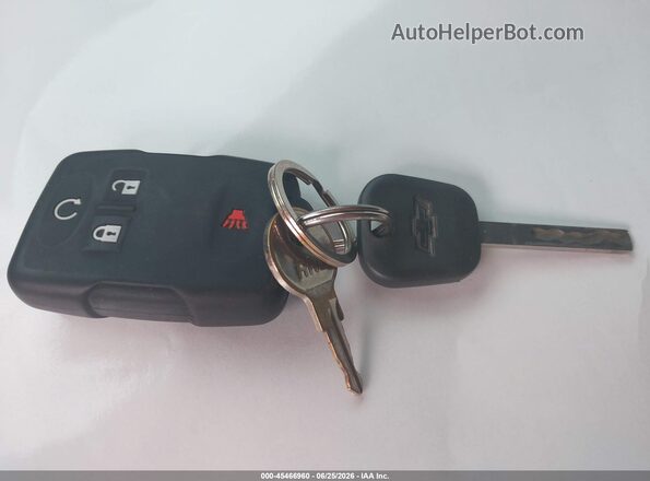 3GCUKREC4HG115727 2017 CHEVROLET SILVERADO Серебряный Вид панели приборов