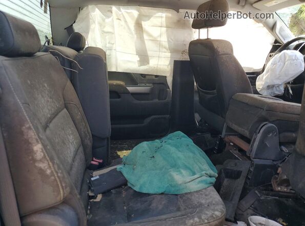 3GCUKREC4HG271444 2017 CHEVROLET SILVERADO White Widok tylnych siedzeń