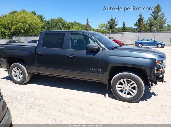 3GCUKREC4HG466380 2017 CHEVROLET SILVERADO Gray Rear interior view