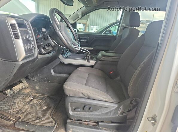 3GCUKREC4JG598741 2018 CHEVROLET SILVERADO White Вид салону спереду