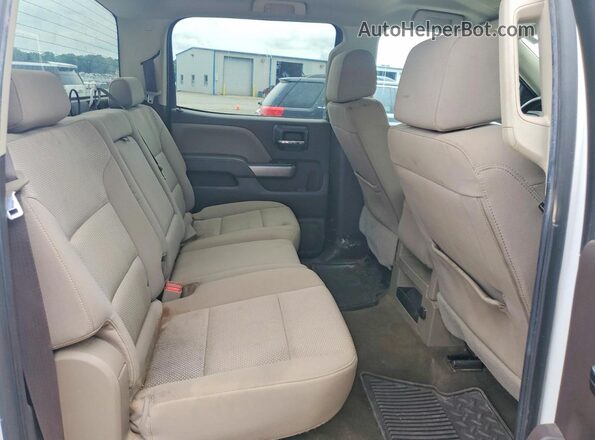 3GCUKREC5JG140285 2018 CHEVROLET SILVERADO Белый Вид задних сидений
