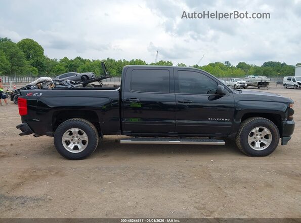 3GCUKREC6JG524382 2018 CHEVROLET SILVERADO Black Rear interior view