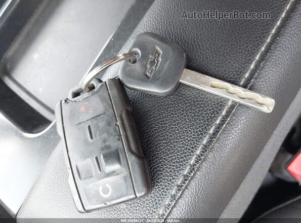 3GCUKREC7GG260713 2016 CHEVROLET SILVERADO Белый Вид панели приборов