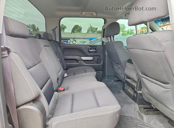 3GCUKREC8HG486079 2017 CHEVROLET SILVERADO Белый Вид задних сидений