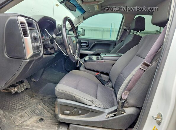 3GCUKREC8HG486079 2017 CHEVROLET SILVERADO Белый Вид салона спереди