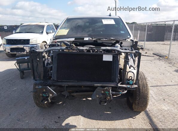 3GCUKREC8JG583062 2018 CHEVROLET SILVERADO Silver Vista interior trasera