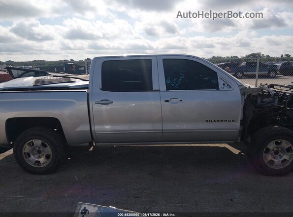 3GCUKREC8JG583062 2018 CHEVROLET SILVERADO Silver Vista interior de 360 grados