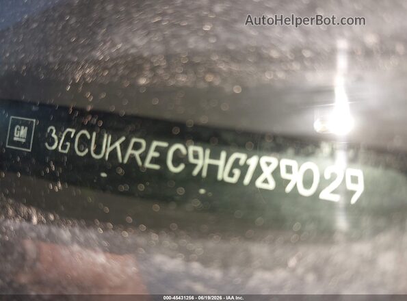3GCUKREC9HG189029 2017 CHEVROLET SILVERADO Серый Вид подкапотного пространства