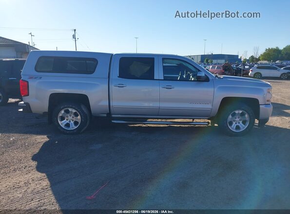3GCUKREC9HG189029 2017 CHEVROLET SILVERADO Серый Вид задней части салона