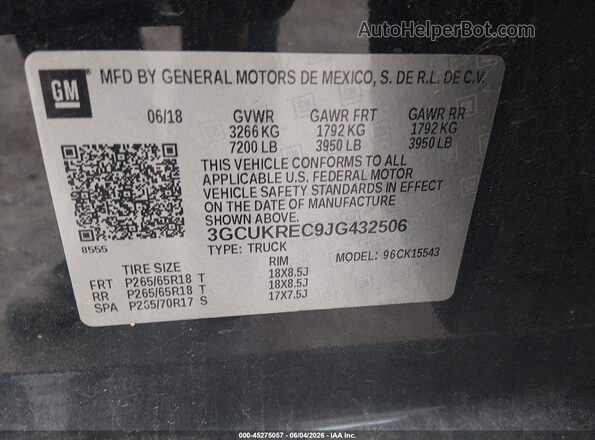 3GCUKREC9JG432506 2018 CHEVROLET SILVERADO Black Engine compartment view