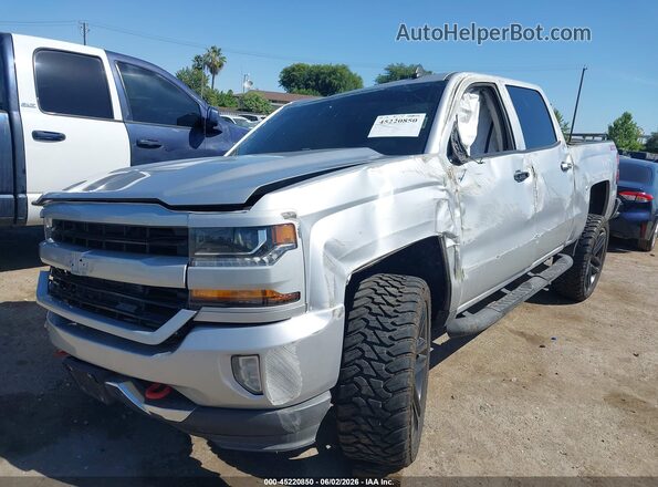 3GCUKRECXJG353345 2018 CHEVROLET SILVERADO Silver Front left