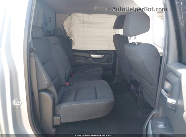 3GCUKRECXJG353345 2018 CHEVROLET SILVERADO Silver VIN sticker view