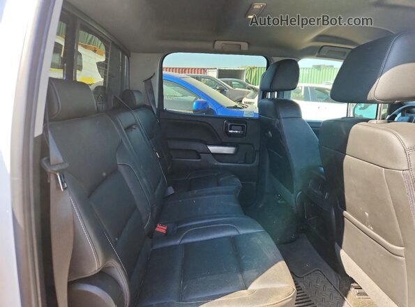 3GCUKSEC0JG150391 2018 CHEVROLET SILVERADO White Vista de los asientos traseros