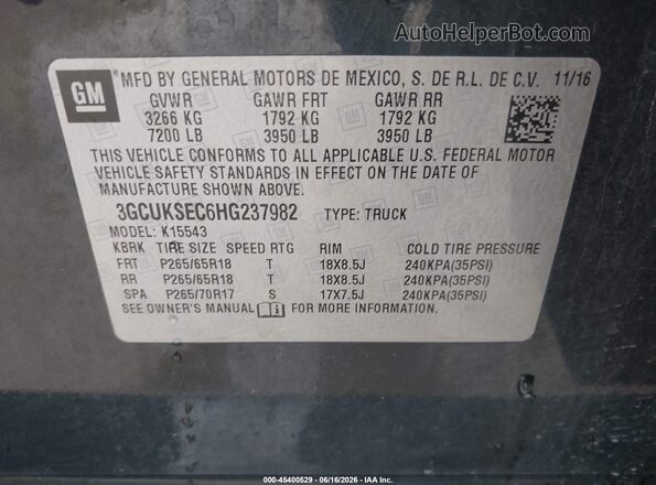 3GCUKSEC6HG237982 2017 CHEVROLET SILVERADO Gray Vista del compartimento del motor