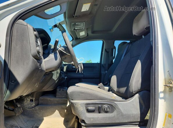 3GCUYAEF9LG334301 2020 CHEVROLET SILVERADO White Widok wnętrza z przodu