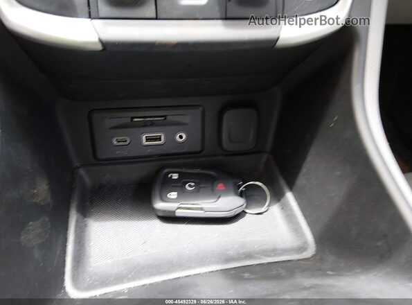 3GKALMEG1RL357295 2024 GMC TERRAIN Белый Вид панели приборов