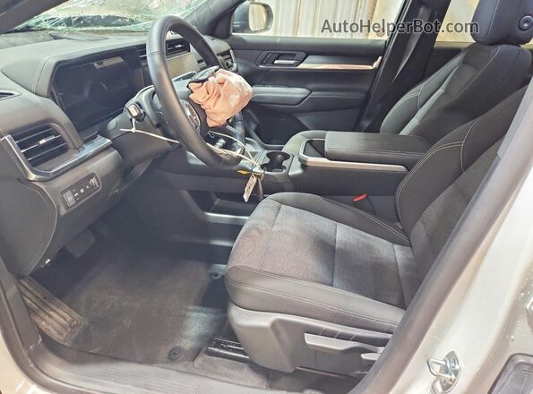 3GKALMEG2TL311966 2026 GMC TERRAIN White Սալոնի դիմացի տեսք