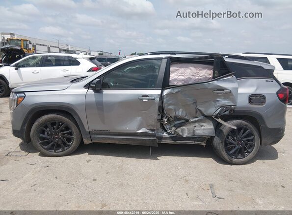 3GKALMEG5RL264148 2024 GMC TERRAIN Silver Widok z przodu