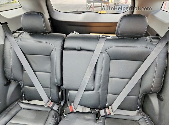 3GKALMEG9PL118977 2023 GMC TERRAIN White Vista de los asientos traseros