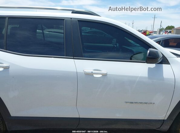3GKALMEG9TL470001 2026 GMC TERRAIN White Widok zestawu wskaźników