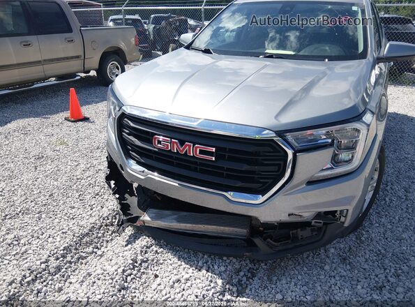 3GKALMEGXRL272147 2024 GMC TERRAIN Серебряный Вид спереди