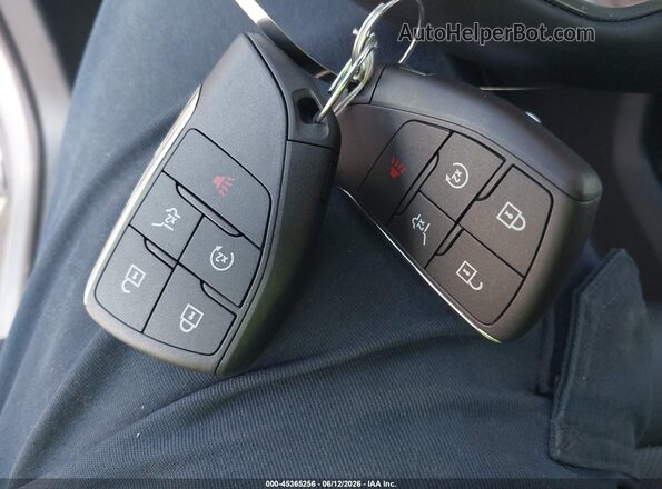 3GKALMEGXTL351258 2026 GMC TERRAIN Серебряный Вид панели приборов