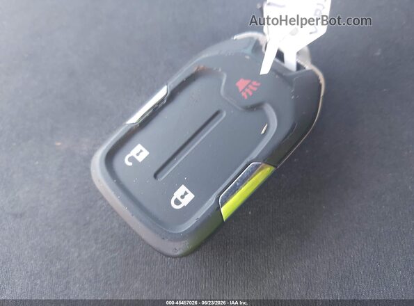 3GKALMEV4JL400529 2018 GMC TERRAIN Silver Dashboard view