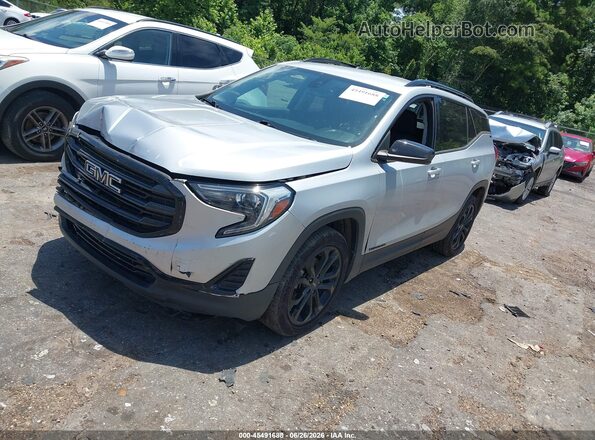 3GKALMEV4LL313331 2020 GMC TERRAIN Silver წინა მარცხენა ხედი სამი მეოთხედიდან