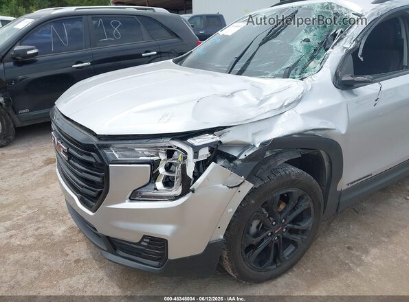 3GKALMEV5NL234012 2022 GMC TERRAIN Серебряный Вид спереди