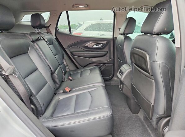 3GKALMEV7NL203960 2022 GMC TERRAIN Silver Սալոնի հետևի տեսք