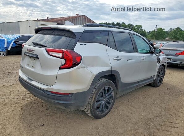 3GKALMEV7NL276570 2022 GMC TERRAIN Silver Trasero derecho