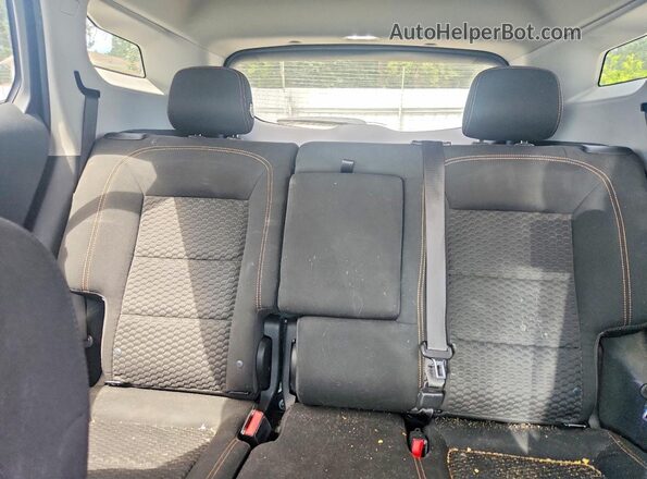 3GKALMEV9JL349013 2018 GMC TERRAIN White Հետևի նստատեղերի տեսք